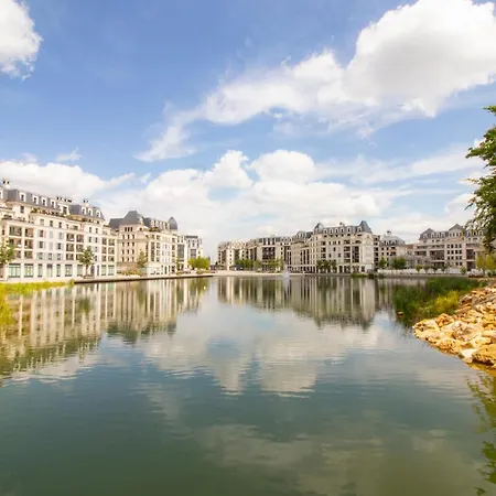 Homestay La Garden En Colocation Le Plessis-Robinson